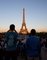 An evening at the Eiffel Tower and Arc de Triomphe (Professors Wikan and Fulwider)